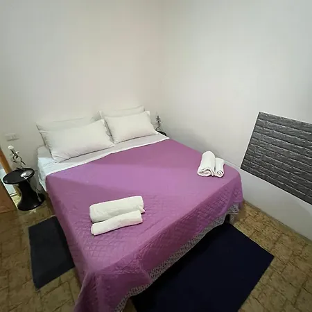 Homestay Smeralda Room's