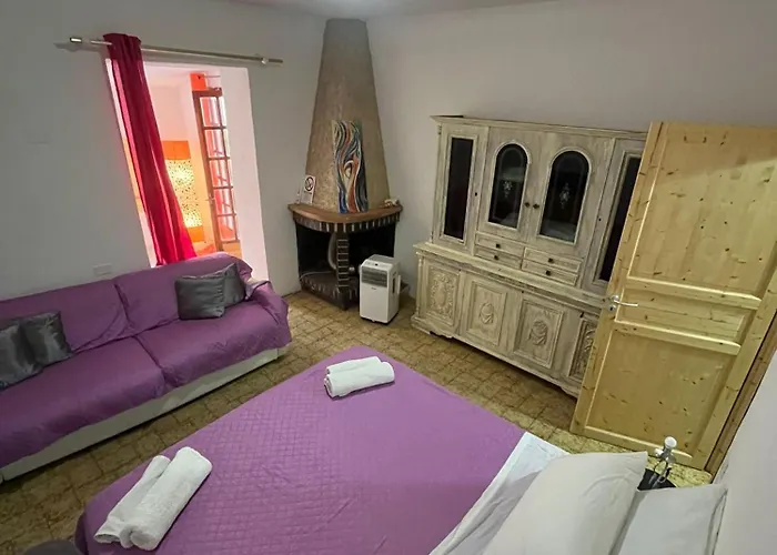 ホームステイ Smeralda Room's